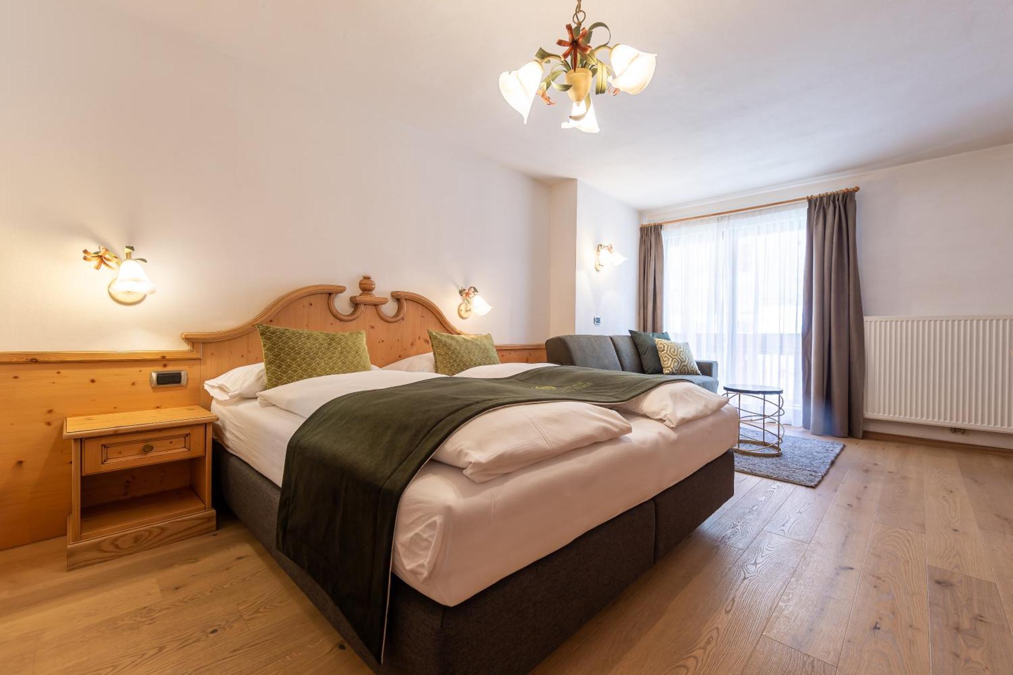 B&B Gruene Laterne - Lanterna Verde Sexten Exterior photo